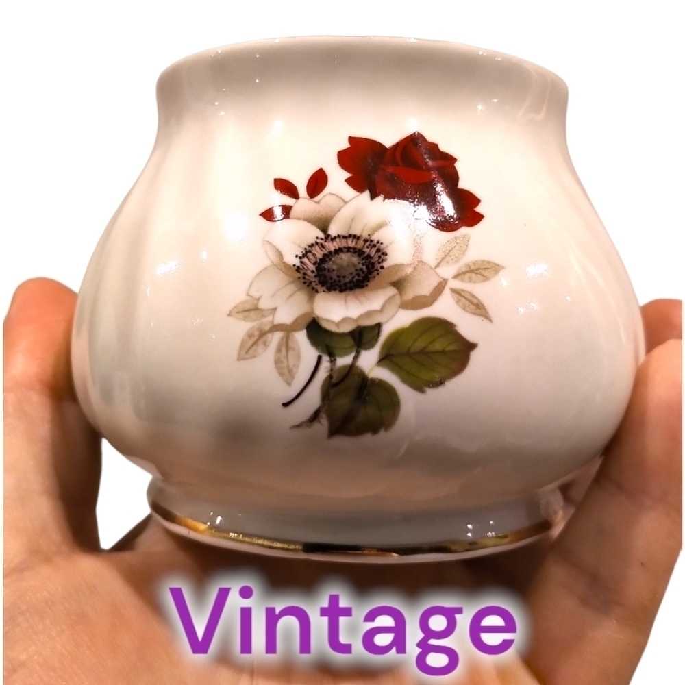🍡Vintage Sadler Windsor sugar bowl Bowl/ Vase Roses floral design 24K Gold trim
